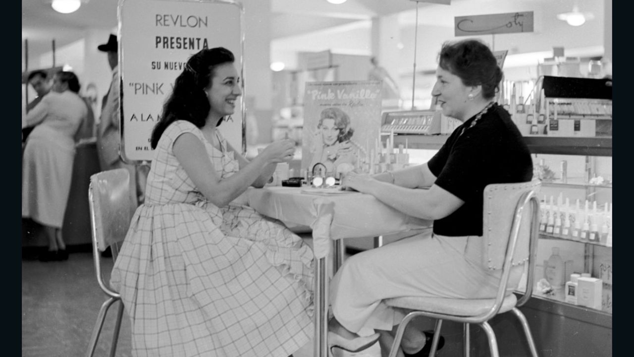 Beauty department of a sears store, 1955.
