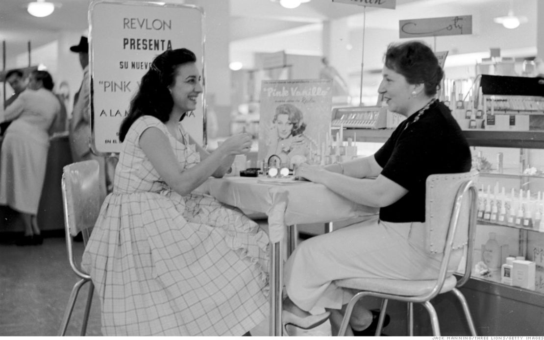 Beauty department of a sears store, 1955.