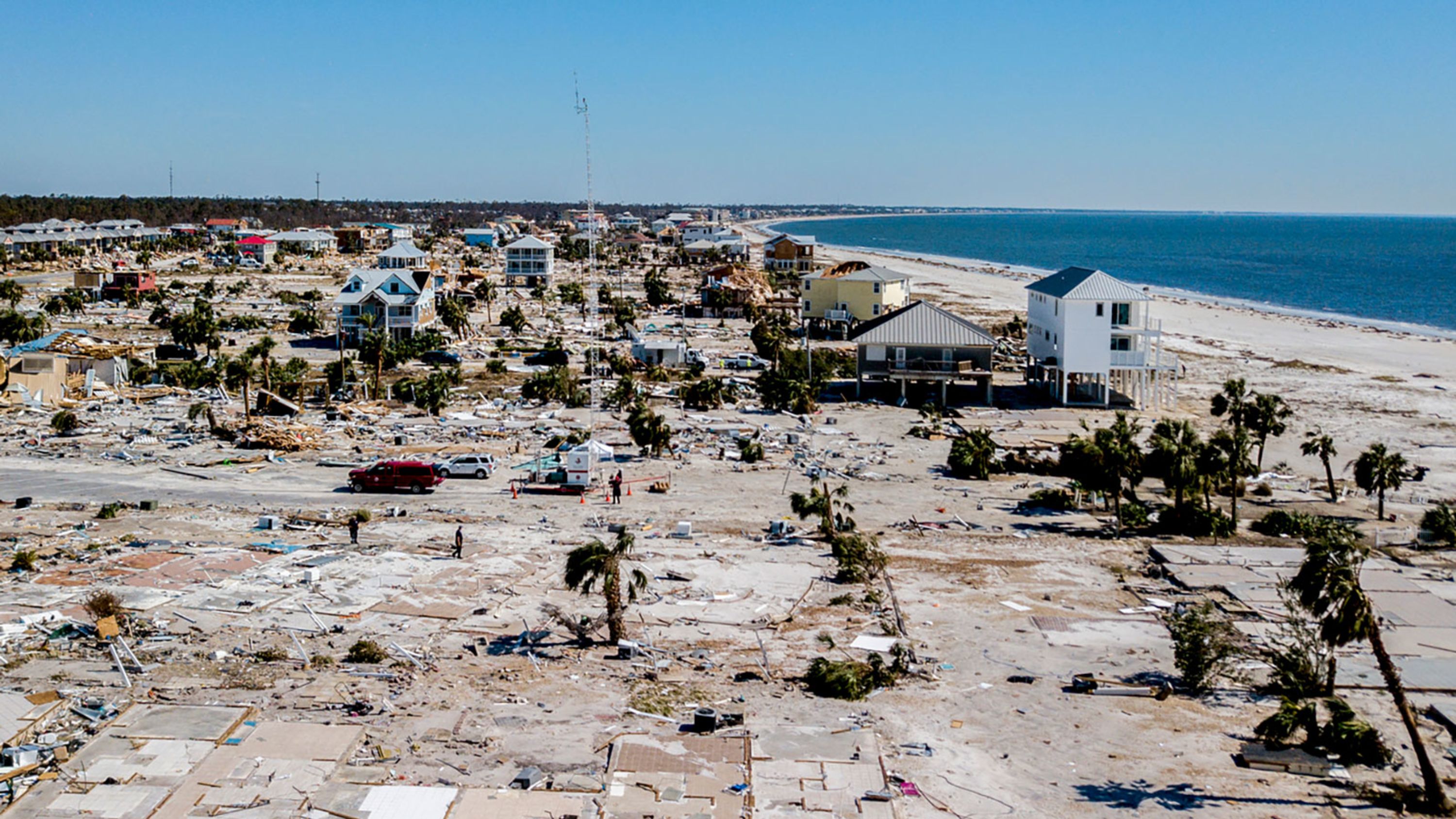 A drone’s-eye-view of Florida Panhandle desolation after Hurricane ...