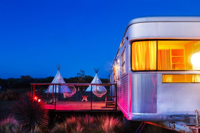 Adventurous travelers can stay in vintage trailers, teepees or yurts — each of which is a part of El Cosmico in Marfa.<br />