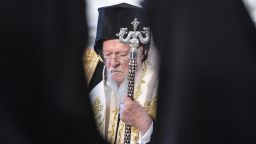 Ecumenical Patriarch Bartholomew I prays at the Hagia Triada Greek Orthodox church on September 1, 2018 in Istanbul, during the meeting (synaxis) of the Hierarchy of the Ecumenical throne. - Ecumenical Patriarch Bartholomew I on August 31, 2018 hosted Russian Orthodox Patriarch Kirill in Istanbul for hugely unusual talks focused on whether Ukraine will get an independent church, a move strongly opposed by Moscow. / AFP PHOTO / Ozan KOSE (Photo by OZAN KOSE / AFP)        (Photo credit should read OZAN KOSE/AFP/Getty Images)