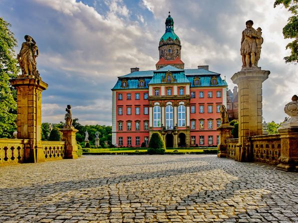 <strong>Książ Castle: </strong>Poland's<strong> </strong>Lower Silesia region is a fascinating land of castles and palaces. WWII mystery fans will also dig <a href="https://www.ksiaz.walbrzych.pl/en/" target="_blank" target="_blank">Książ Castle</a>, rumored to conceal a Nazi gold train in subterranean tunnels.