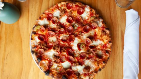 Beebe's Hot Italian pizza