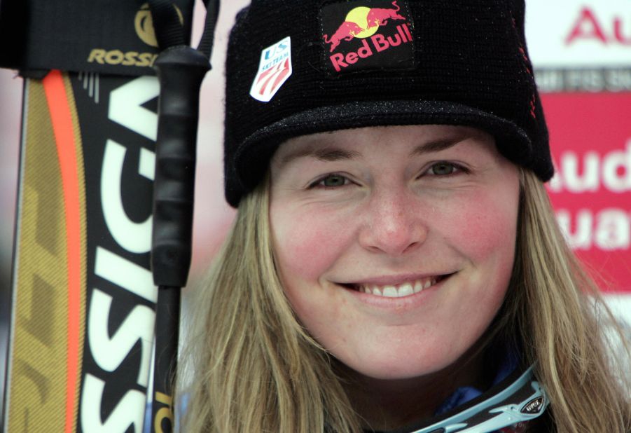 In 2005, Vonn signed with Red Bull and began working with a completely new coaching team. She seemed set for the start of something special. 