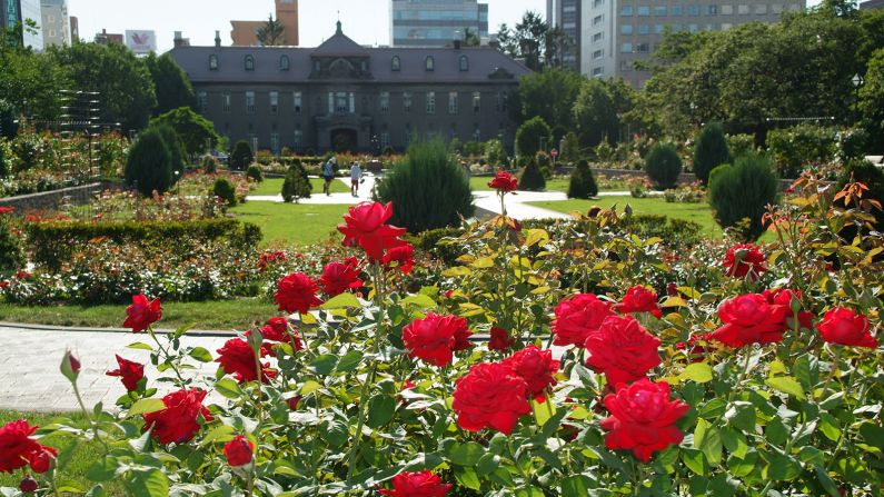 <strong>Odori Park and Sapporo TV Tower: </strong>Odori provides a welcome escape with its acres of gardens, sculptures, fountains, lawns and regular festivals inside Sapporo.