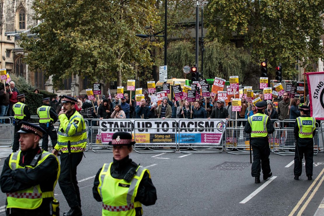 A demonstration against Tommy Robinson outside his appeal hearing at the Old Bailey courthouse in London in October. 