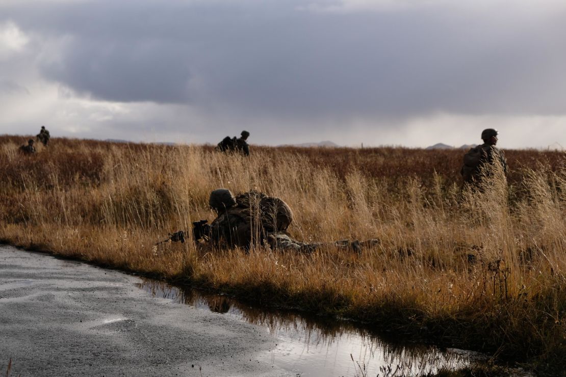 US Marines train in Iceland ahead of NATO's Trident Juncture exercise.