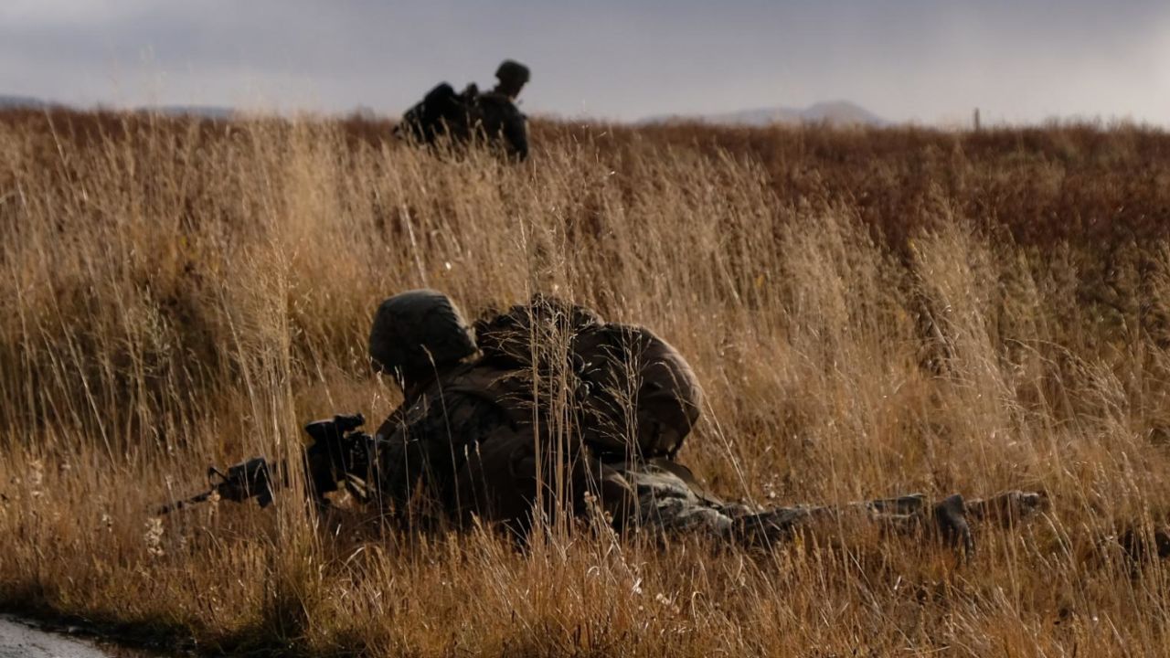 US Marines train in Iceland ahead of NATO's Trident Juncture exercise.