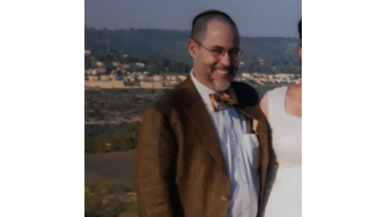 Rabinowitz, 66, is survived by his mother, wife, brother and several nieces and nephews.