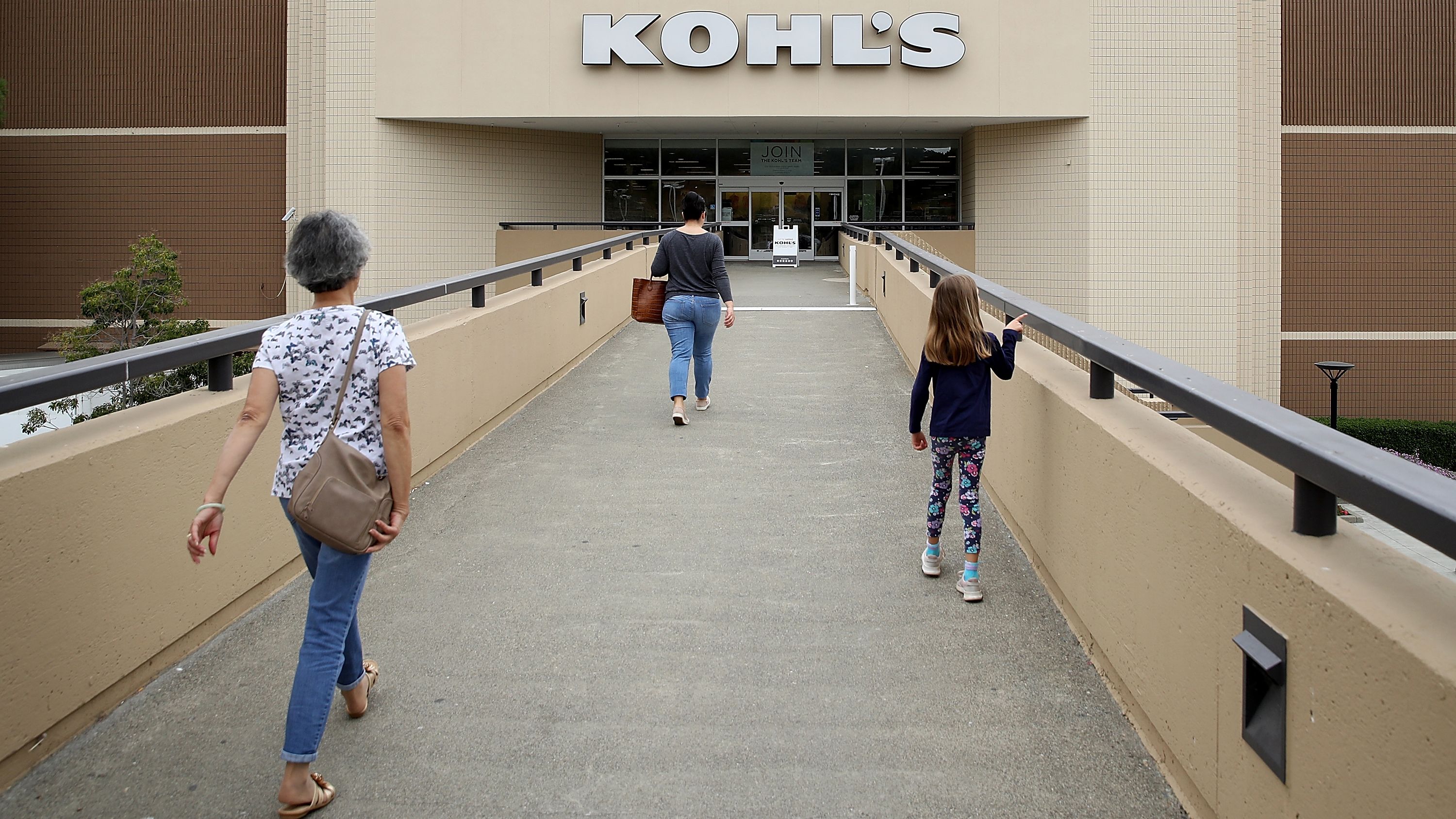 Kohl's partners with lifestyle brand PopSugar to target millennial shoppers