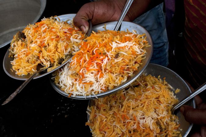 <strong>Central India: </strong>In Lucknow, the capital of Uttar Pradesh, mutton biryani (made with rice, spices and meat or vegetables) is a common dish at both restaurants and roadside stands.  