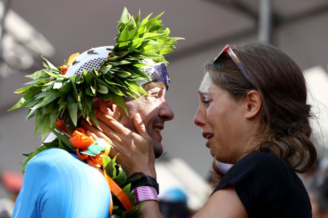 Germany's Patrick Lange won the men's event to secure his second world title. He proposed to his girlfriend, Julia, at the finish line. She said yes...