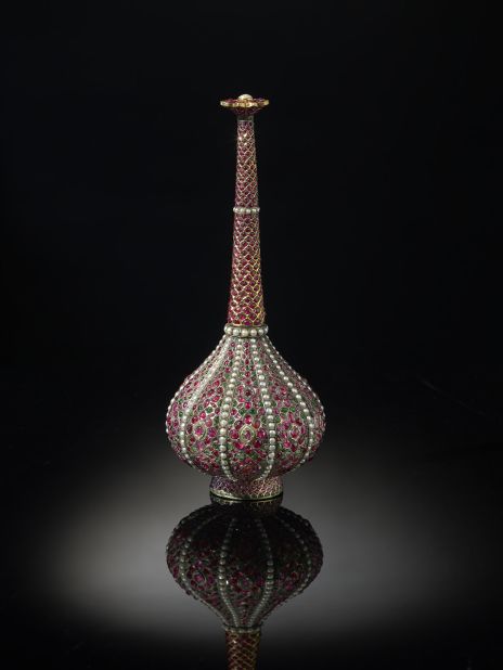 At 17th-century Indian courts, rosewater was sprinkled over guests as a sign of hospitality or at the close of a meal, according to Chapman. Great court gatherings -- or "durbars" -- also allowed the Mughal court to parade treasures and ceremonial objects from (its) imperial workshops, such as boxes for paan or this stunning gem-encrusted sprinkler bottle. An inscription in Persian on its base suggests that it was a treasury object.