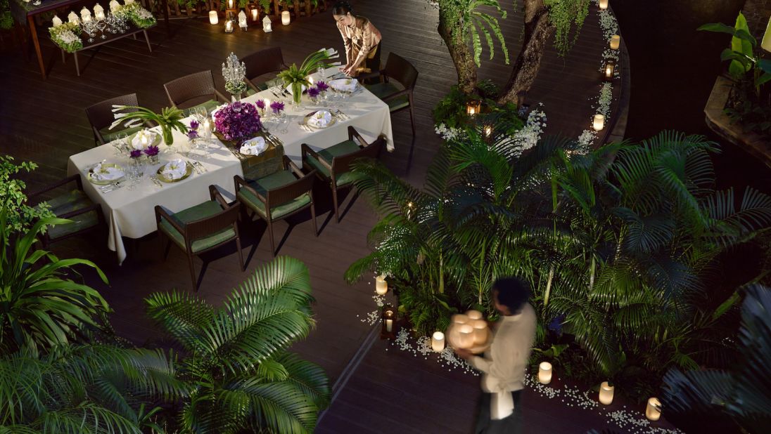 <strong>Dusit Thani dining:  </strong>The hotel offers six dining options, including Benjarong (contemporary Thai), The Mayflower (Cantonese) and Vietnamese eatery Thien Duong. 