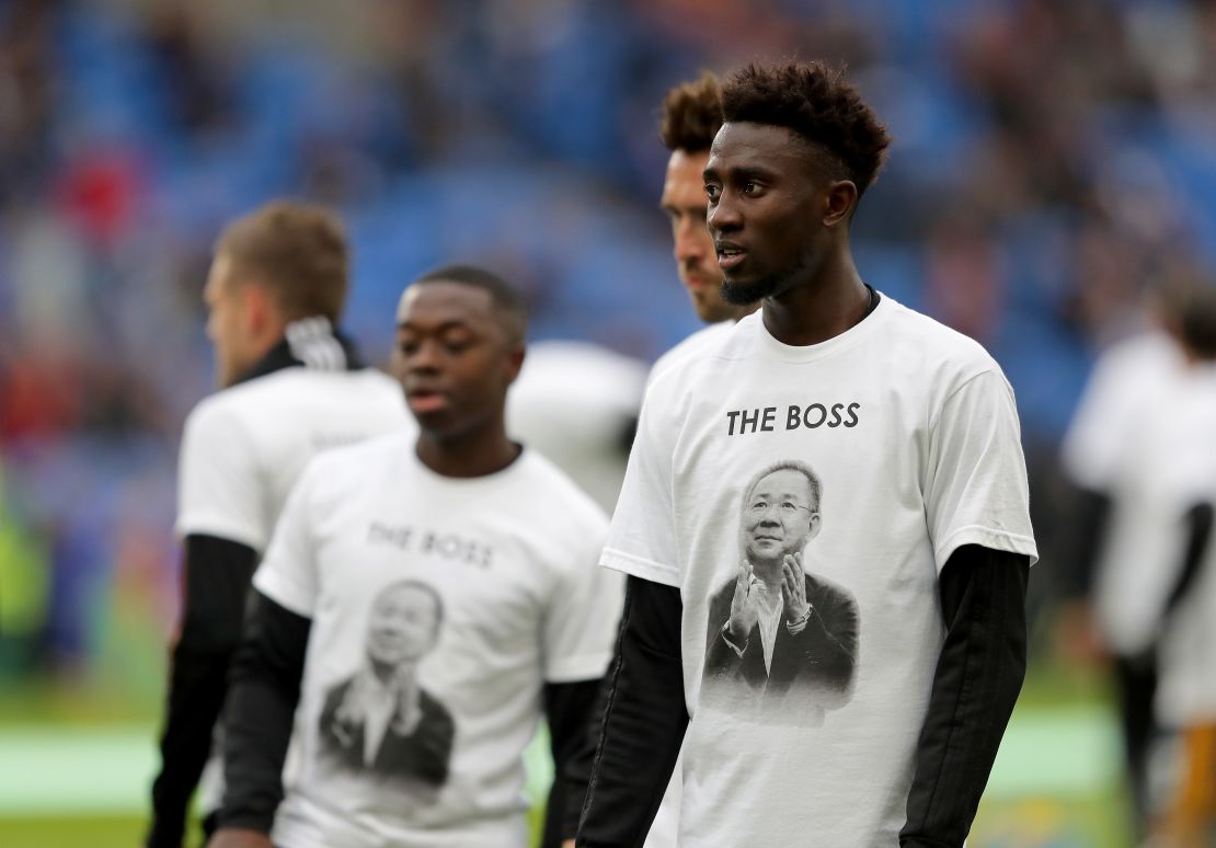 Onyinye Wilfred Ndidi of Leicester City looks on as he warms up while wearing a commemorative t-shirt prior to the match.