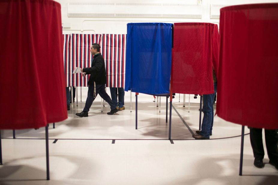Voters cast ballots in Manchester, New Hampshire.