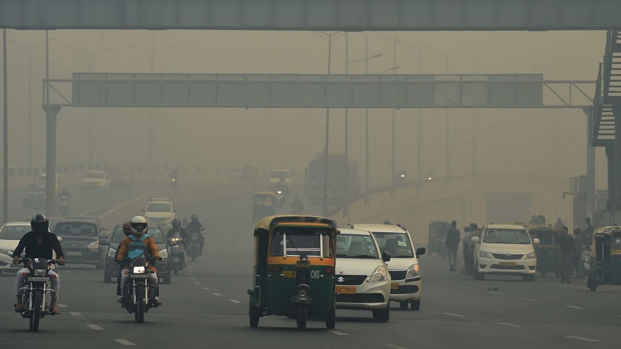 Seven of the world's top 10 cities with the worst air pollution are in India. New Delhi, the country's capital, suffers from a toxic smog problem.