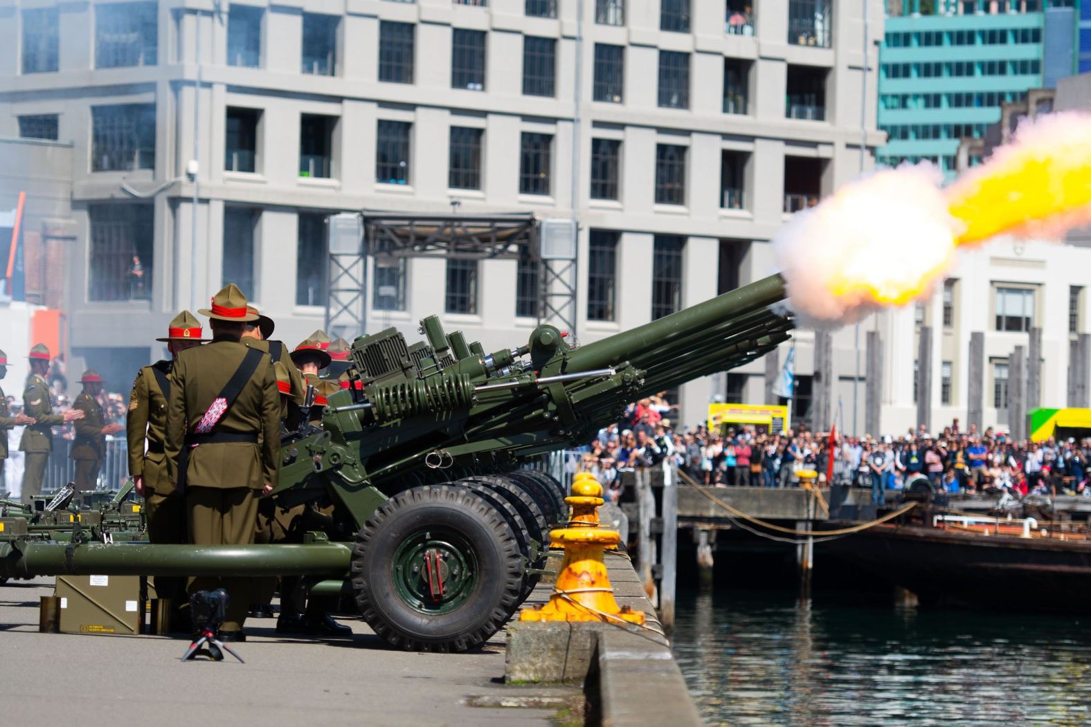 Ten New Zealand Army howitzer cannons fire during a 100-gun salute ceremony marking the 100th anniversary of the end of World War I at the Wellington Waterfront on Sunday.