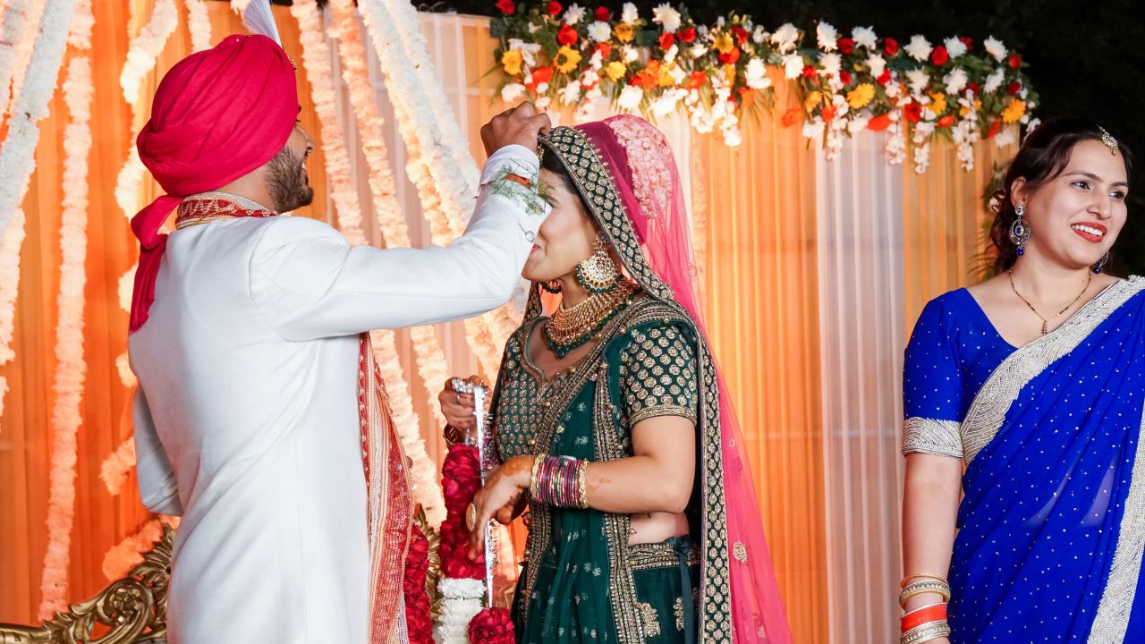 JoinMyWedding is currently encouraging guests to attend an Indian wedding in Florida.