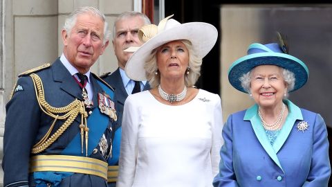 Prince Charles, Camilla and Queen Elizabeth II on the balcony of Buckinbham Palace in 2018.