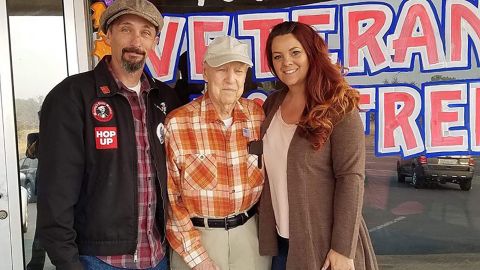 Lee Brundige, 93, flanked by Tracy Grant and her boyfriend, Josh Fox.