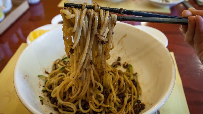 <strong>Jjajangmyeon:</strong> Although originally a Chinese dish, Koreans have taken the noodles and created a thicker, sweeter version that holds only a vague resemblance to its Chinese predecessor. 
