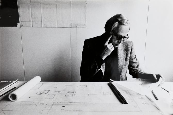 Dieter Rams working at Braun in 1970.
