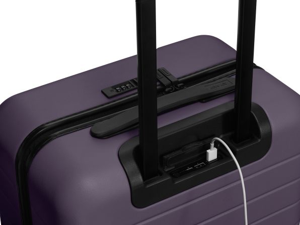 <a href="https://www.awaytravel.com/luggage/bigger-carry-on" target="_blank" target="_blank"><strong>Away's Bigger Carry-On:</strong></a><strong> </strong>Away's Bigger Carry-On still passes most "does your carry-on fit in here?" tests.
