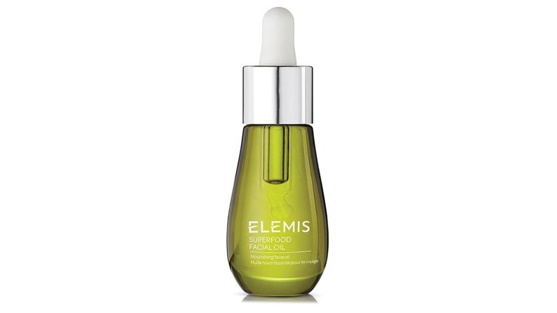 <a href="https://www.elemis.com/us/superfood-facial-oil.html" target="_blank" target="_blank"><strong>Elemis Superfood Facial Oil:</strong></a><strong> </strong>This concentrated product alleviates that post-flight haggard look, giving skin an invigorating glow.