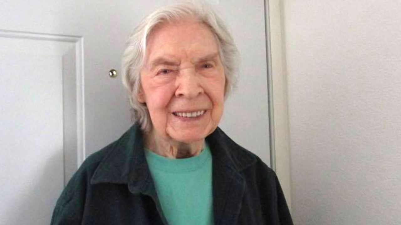 Dorothy Lee Mack