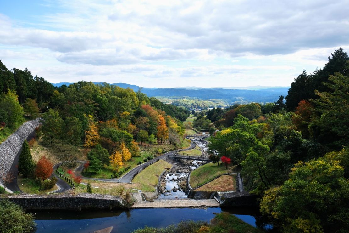 Cocooned amid hills, the little town of Nagi-cho is also home to a Japan Self Defense Forces garrison and the Nagi Museum of Contemporary Art.