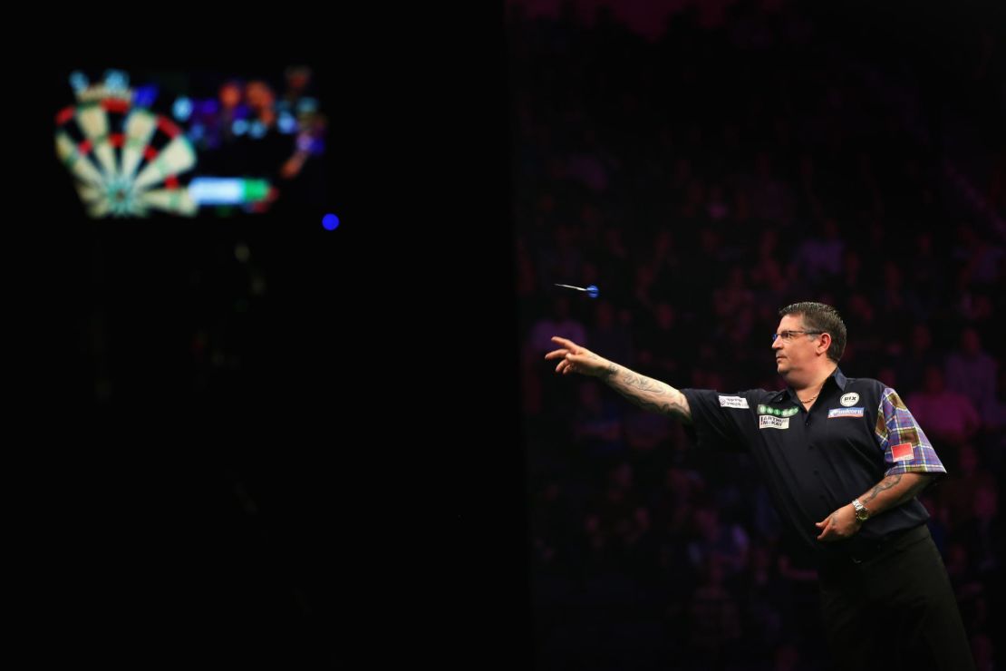 Scot Gary Anderson in action, pictured at the the 2018 Unibet Premier League in Mancherster in April 2018.