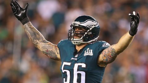 Chris Long of the Philadelphia Eagles pumps up the home crowd in the first half against the Atlanta Falcons on September 6, 2018.