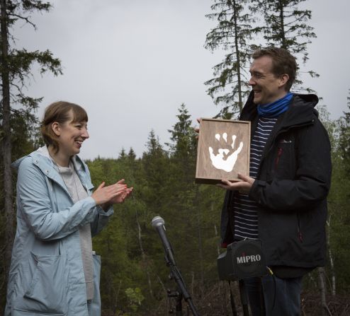 Artist Katie Paterson with English writer David Mitchell at the 2016 handover ceremony.