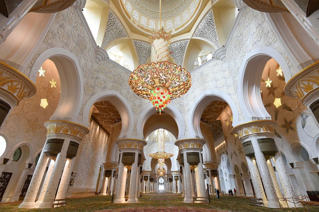 The mosque has seven 24-carat gold-plated Swarovski crystal chandeliers.