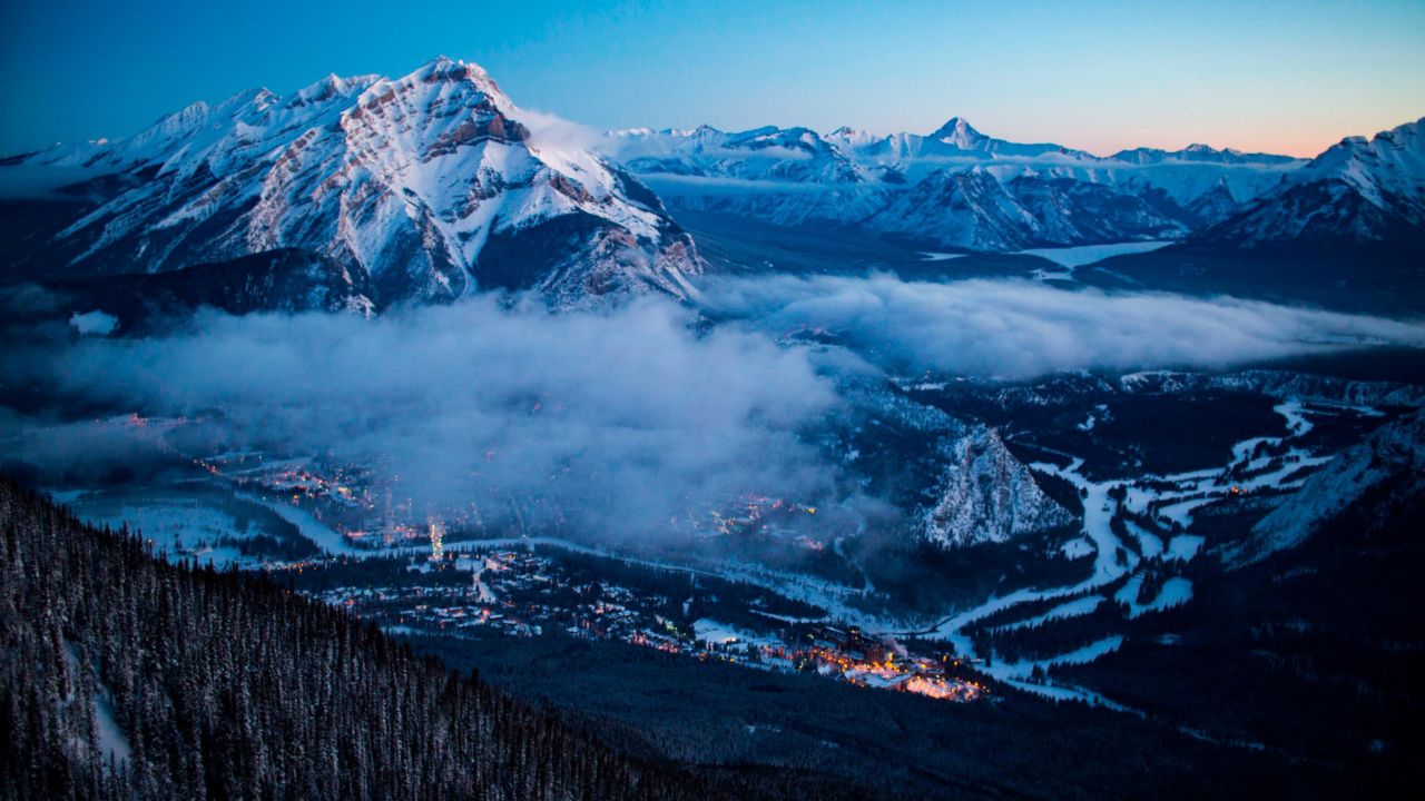 01 Banff winter destination 112718