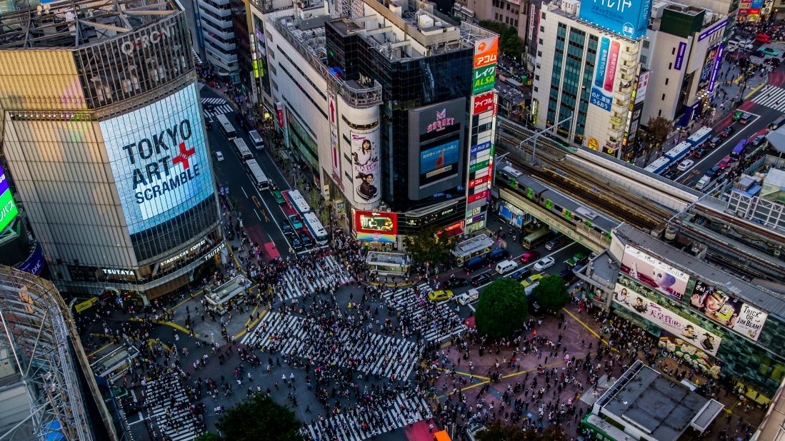 <strong>Shibuya Scramble: </strong>You never know what you'll see in this major intersection, where vehicles are stopped in all directions to allow for pedestrian crossing.