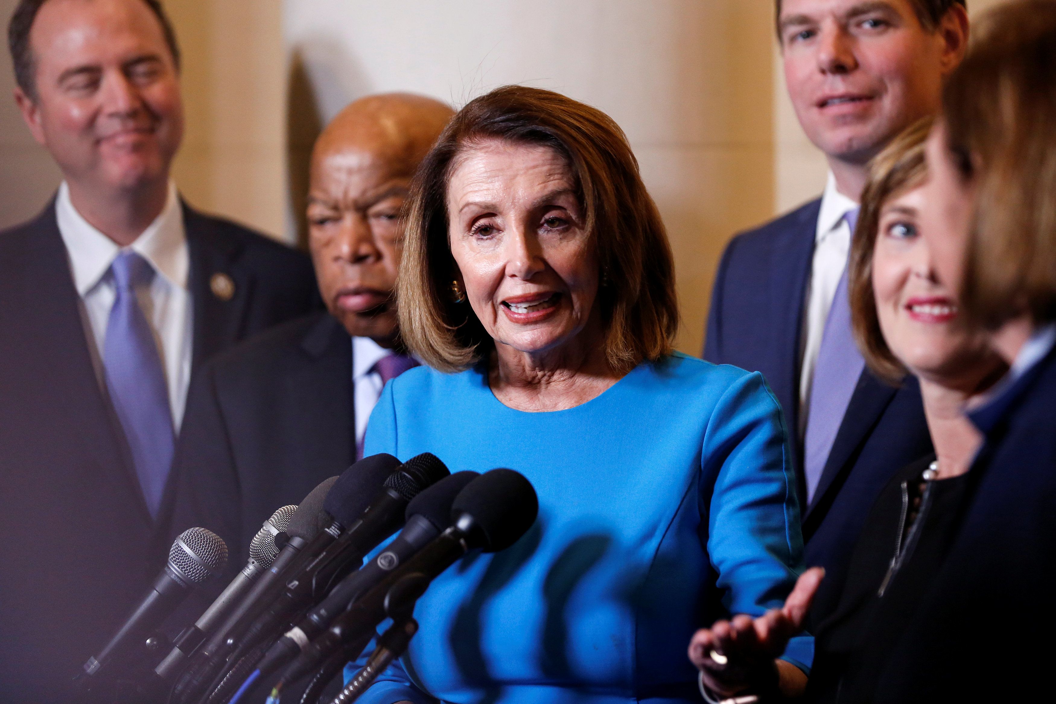 Pelosi announces deal to win votes of Democratic critics | CNN Politics