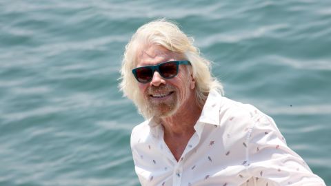 Billionaire Richard Branson is going to be traveling to the bottom of the Great Blue Hole.