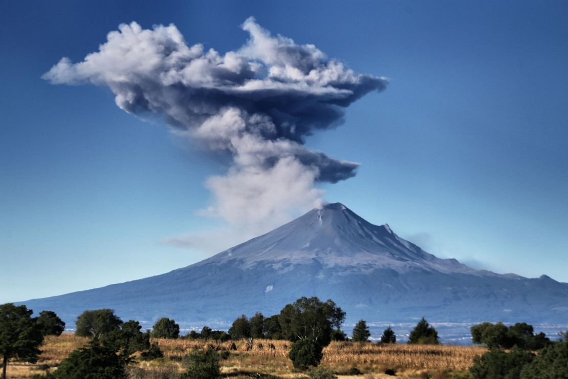 Volcano Tourism Risks Described In New Research Cnn