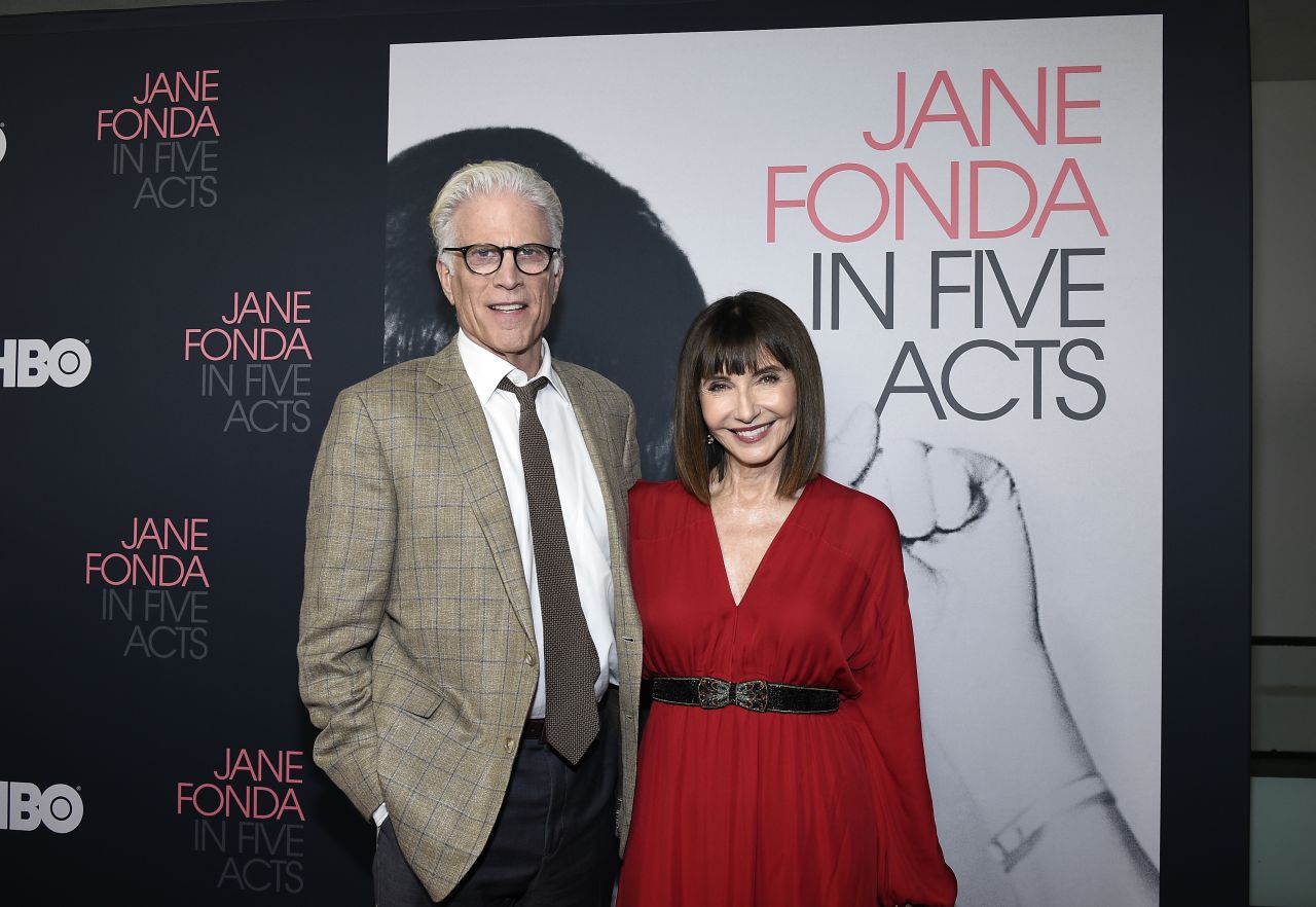 "Cheers" to Ted Danson, who will present an award during the 2018 CNN Heroes All-Star Tribute Show. The star of "<a href="https://www.nbc.com/the-good-place" target="_blank" target="_blank">The Good Place</a>" and his wife, Oscar-winning actress Mary Steenburgen, will both be on hand to salute this year's CNN Heroes.