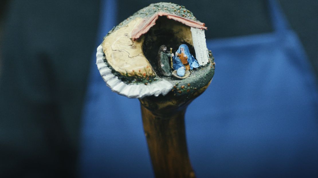 A hand-carved Nativity scene on a Talarico umbrella by the younger Mario Talarico.