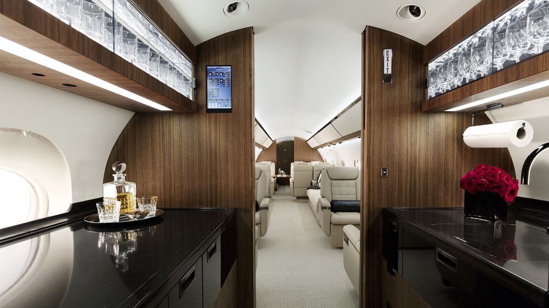 The galley of the G650. 