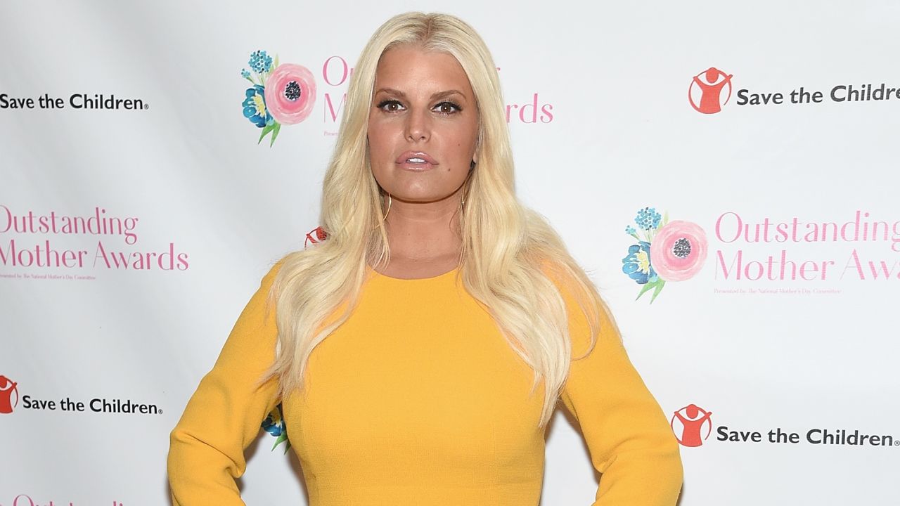 Jessica Simpson's Making A Second Attempt To Turn Her Memoir Into A TV  Series