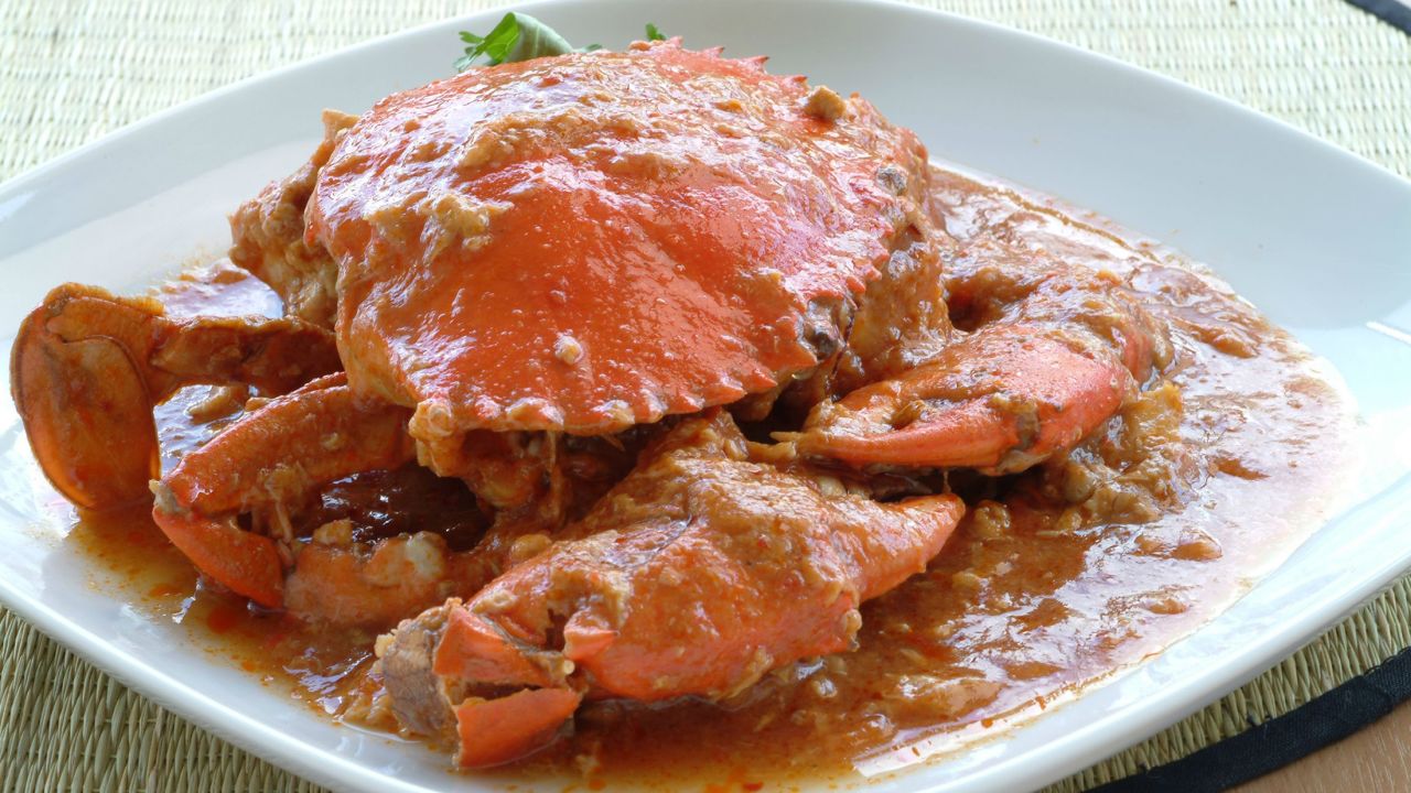 <strong>Street eats: </strong>You could argue that the best, most delicious food in Singapore -- such as this chili crab -- is found in the country's hawker centers. 