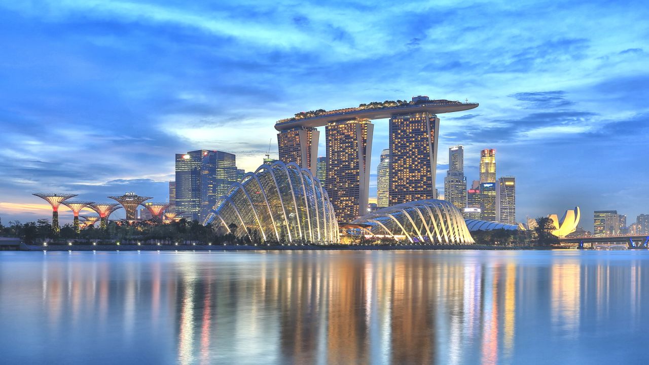 <strong>2. Singapore:</strong> It's an amazing place to visit, and visitors should feel pretty safe exploring Singapore's sites.