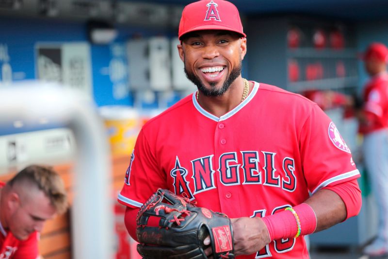 Luis Valbuena, former Angels infielder, killed in car crash | CNN