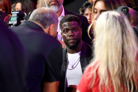 Kevin Hart <a href="https://www.cnn.com/2018/12/07/entertainment/kevin-hart-oscars-step-down/index.html" target="_blank">stepped down from hosting the 91st Academy Awards and apologized</a> after tweets he posted between 2009 and 2011 containing derogatory comments about the gay community resurfaced. "I'm sorry that I hurt people... I am evolving and want to continue to do so," <a href="https://twitter.com/KevinHart4real/status/1070906121551007745" target="_blank" target="_blank">Hart tweeted.</a> "My goal is to bring people together not tear us apart. Much love & appreciation to the Academy. I hope we can meet again."