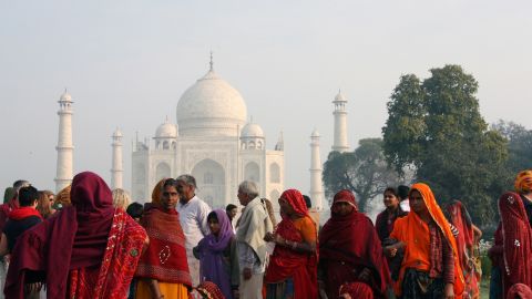 taj mahal agra india