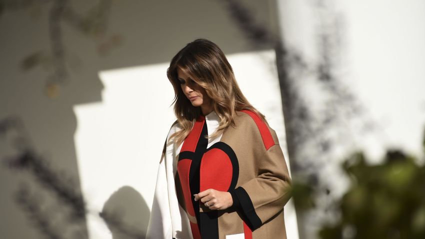US First Lady Melania Trump arrives  prior to the annual Turkey pardoning ceremony at the White House in Washington, DC, on November 20, 2018. (Photo by Brendan SMIALOWSKI / AFP)        (Photo credit should read BRENDAN SMIALOWSKI/AFP/Getty Images)